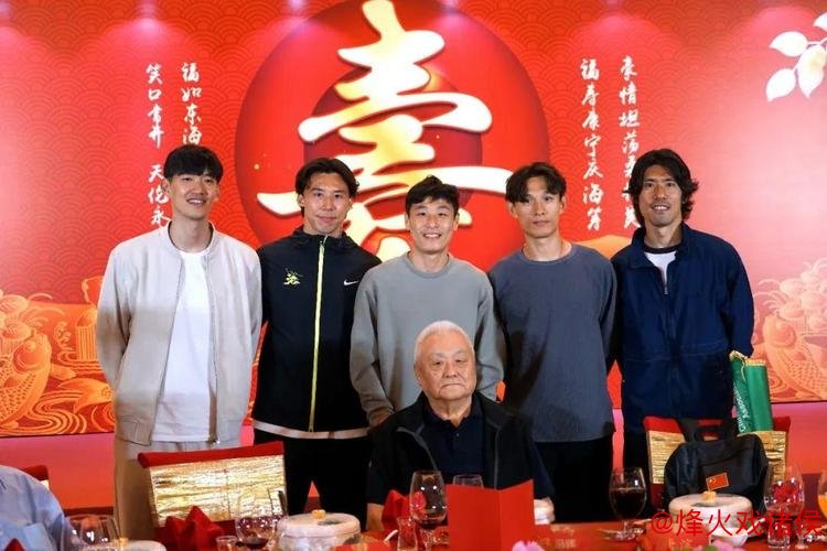 根宝赴京贺年维泗寿辰 崇明五虎当日往返谈传承