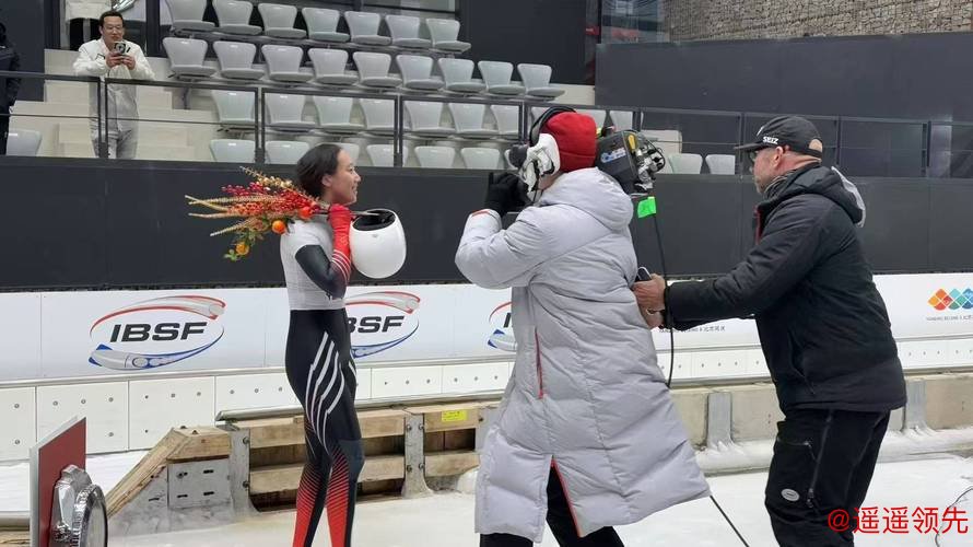 中国组合钢架雪车世界杯夺冠