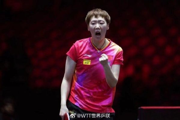 必威体育官网 新加坡大满贯国乒迎开门红 王曼昱险胜樊振东3-0